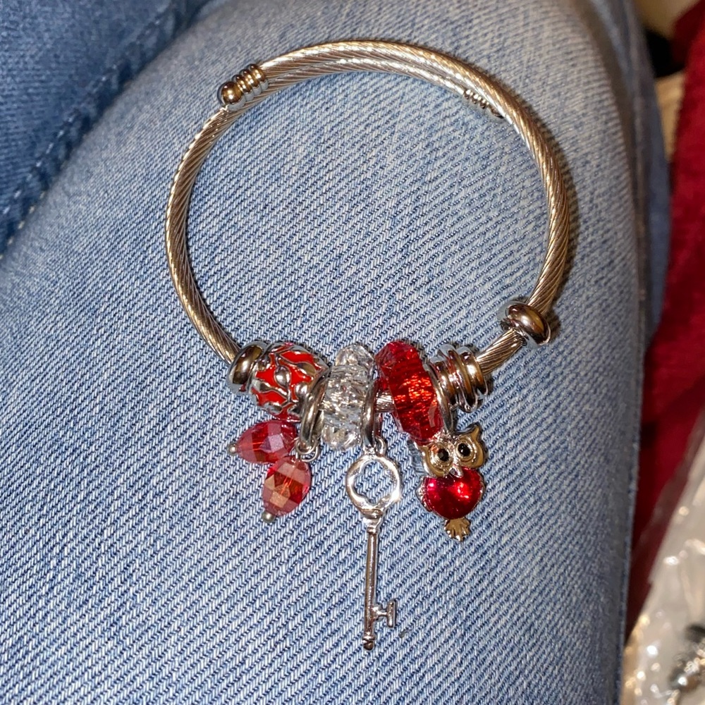 Red owl bracelet
